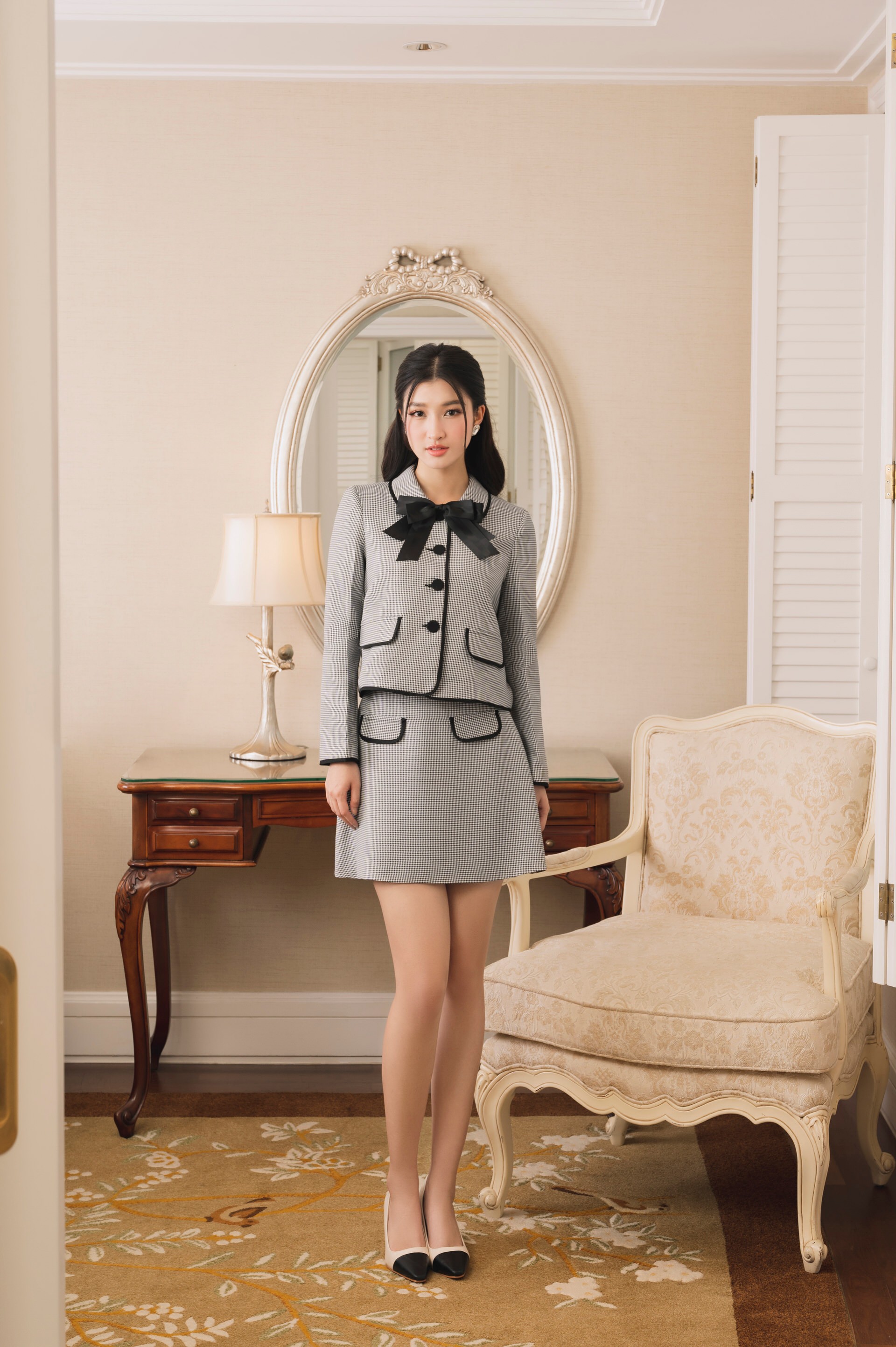 ARMOUS x PHƯƠNG NHI